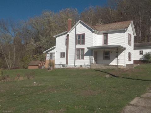 423 Mccrea Ave, Dennison, OH 44621 photo 2