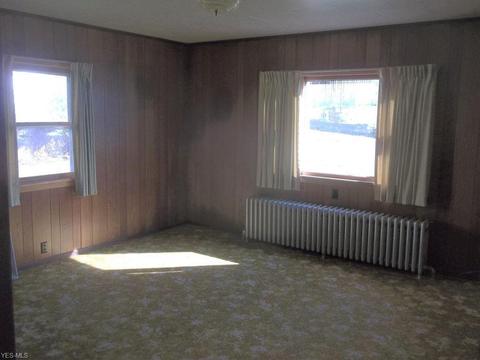 423 Mccrea Ave, Dennison, OH 44621 photo 7