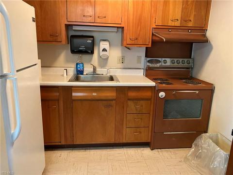 1520 Maple Dr, Cambridge, OH 43725 photo 12