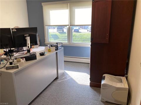 1520 Maple Dr, Cambridge, OH 43725 photo 8