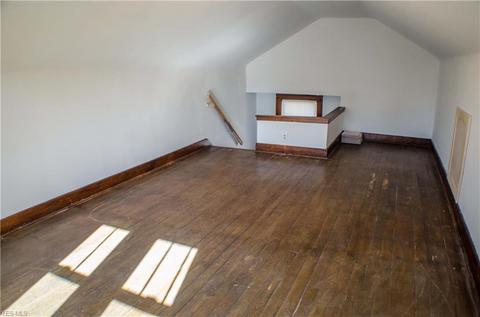 1210 Berwin St, Akron, OH 44310 photo 27
