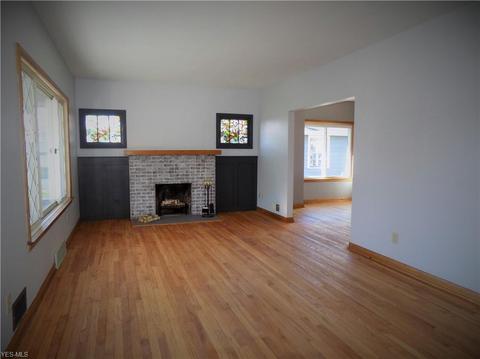 1392 E Pershing St, Salem, OH 44460 photo 5