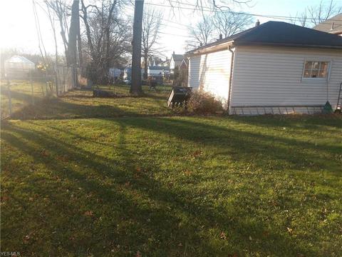 1864 E 34th St, Lorain, OH 44055 photo 6