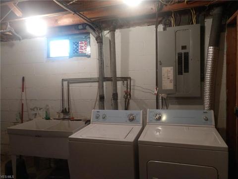 1864 E 34th St, Lorain, OH 44055 photo 23