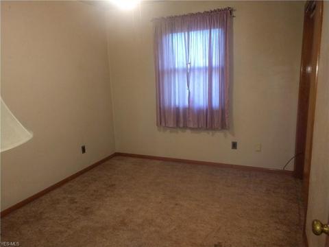 1864 E 34th St, Lorain, OH 44055 photo 18