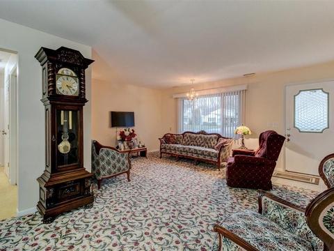 443 University Ave, Elyria, OH 44035 photo 13