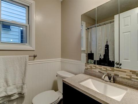443 University Ave, Elyria, OH 44035 photo 18