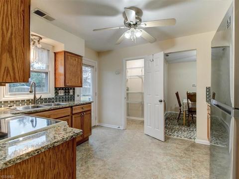 443 University Ave, Elyria, OH 44035 photo 4
