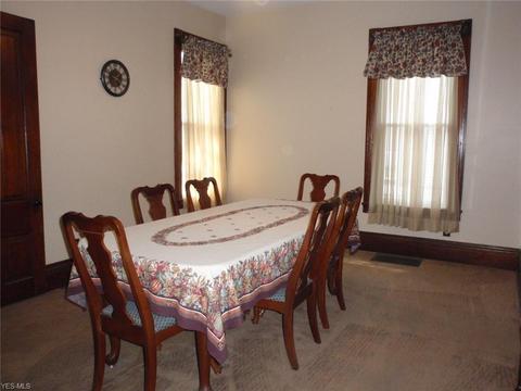 136 Harrison St, Elyria, OH 44035 photo 10