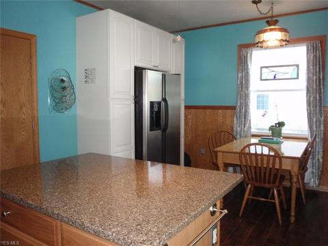 136 Harrison St, Elyria, OH 44035 photo 14