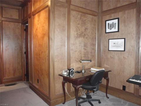 136 Harrison St, Elyria, OH 44035 photo 16