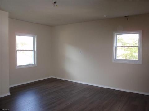 136 Harrison St, Elyria, OH 44035 photo 28