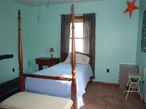 136 Harrison St, Elyria, OH 44035 photo 19