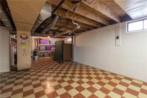 605 Audrey Ln, Struthers, OH 44471 photo 18