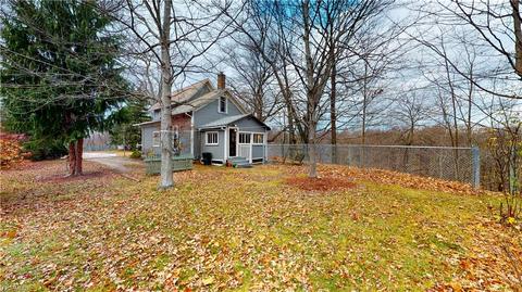 352 W 35th St, Ashtabula, OH 44004 photo 2