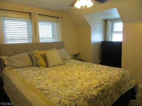 4207 Maplecrest Ave, Parma, OH 44134 photo 14