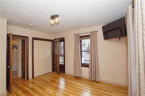 154 E 209th St, Euclid, OH 44123 photo 10