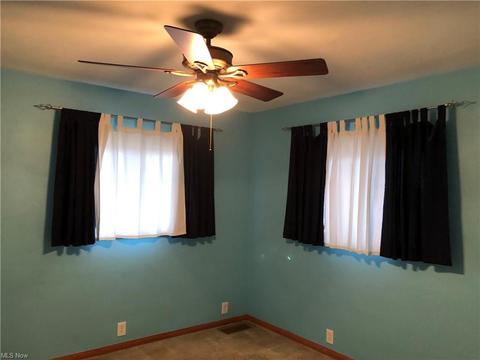 130 Caroline St, Elyria, OH 44035 photo 12