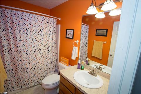 249 Rauscher Ct, Elyria, OH 44035 photo 19