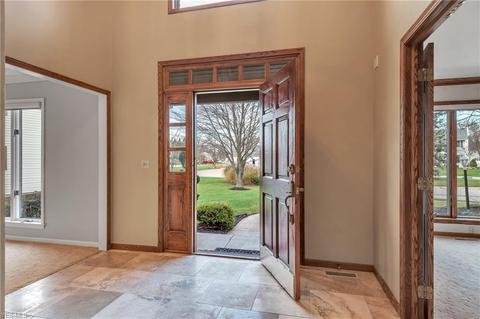 603 Winthrop Ct, Huron, OH 44839 photo 3
