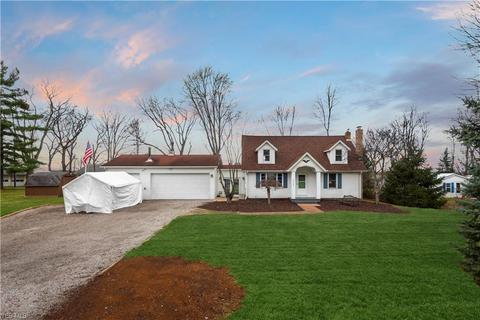 9807 River Rd, Huron, OH 44839 photo 1