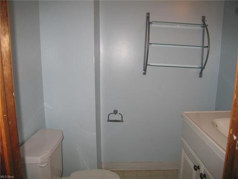 236 White Oak Dr, Elyria, OH 44035 photo 21