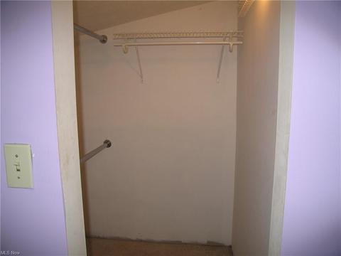 236 White Oak Dr, Elyria, OH 44035 photo 20