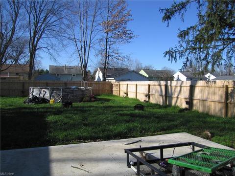 236 White Oak Dr, Elyria, OH 44035 photo 23