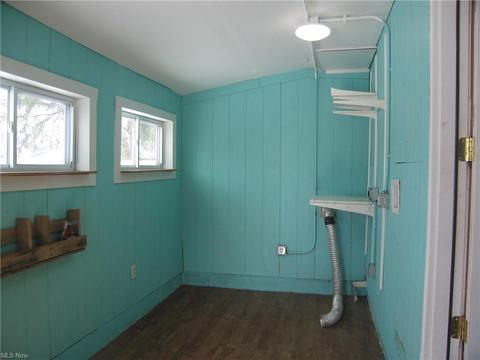 236 White Oak Dr, Elyria, OH 44035 photo 5