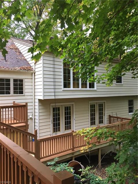 736 Treecrest Dr, Akron, OH 44333 photo 6