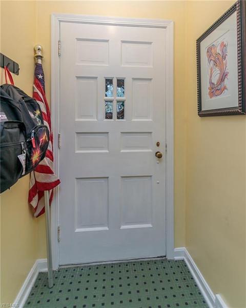 81 E 207th St, Euclid, OH 44123 photo 7