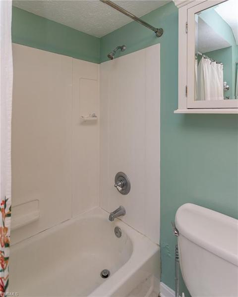 81 E 207th St, Euclid, OH 44123 photo 27