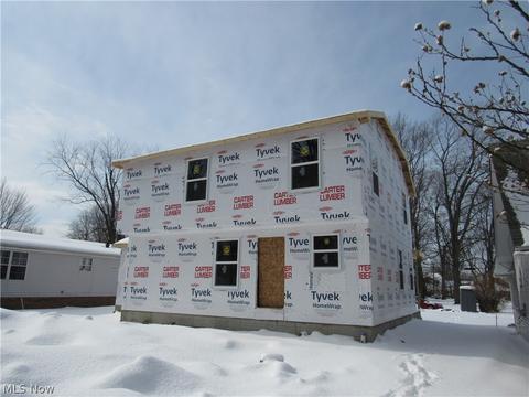 301 E 238th St, Euclid, OH 44123 photo 5