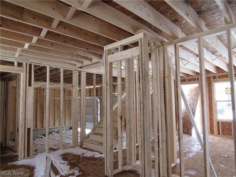 301 E 238th St, Euclid, OH 44123 photo 6