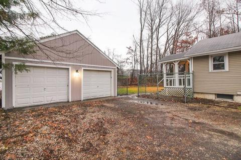 871 Annapolis Ave, Akron, OH 44310 photo 4