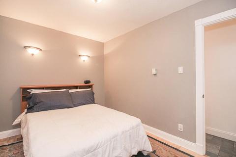 871 Annapolis Ave, Akron, OH 44310 photo 14