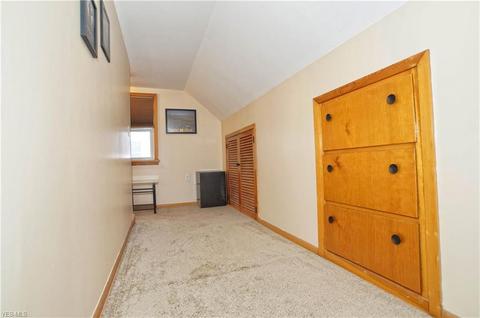 270 E 328th St, Willowick, OH 44095 photo 12