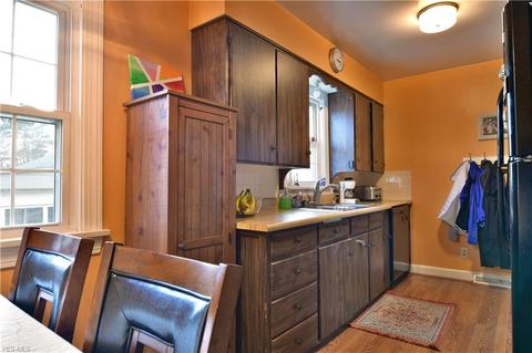95 Wilda Ave, Youngstown, OH 44512 photo 5