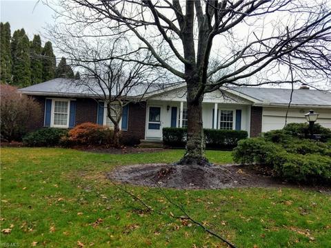 396 Treeside Dr, Stow, OH 44224 photo 1