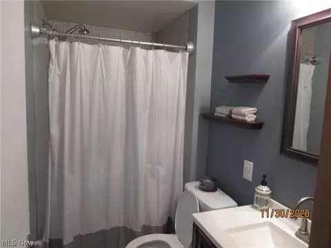 1380 Lourdes Dr, Parma, OH 44134 photo 24