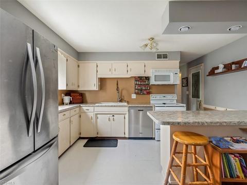 146 Poplar Ave NW, Canton, OH 44708 photo 10