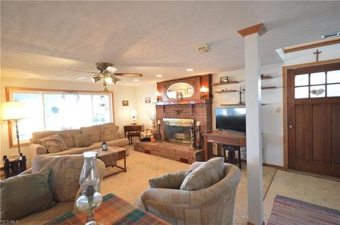 4497 Lake Rd E, Geneva, OH 44041 photo 9