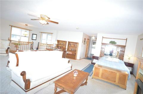 4497 Lake Rd E, Geneva, OH 44041 photo 3