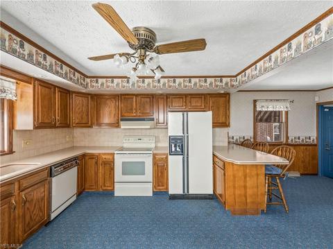 406 Valleyview Ave NW, Canton, OH 44708 photo 12