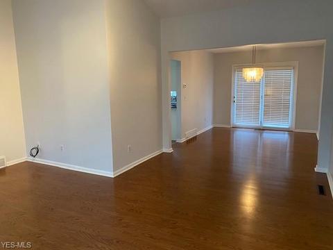 7357 Cromwell Dr, Solon, OH 44139 photo 8