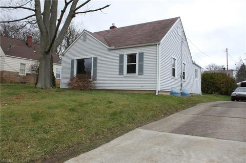 138 E Wilbeth Rd, Akron, OH 44301 photo 1