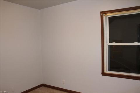 138 E Wilbeth Rd, Akron, OH 44301 photo 16
