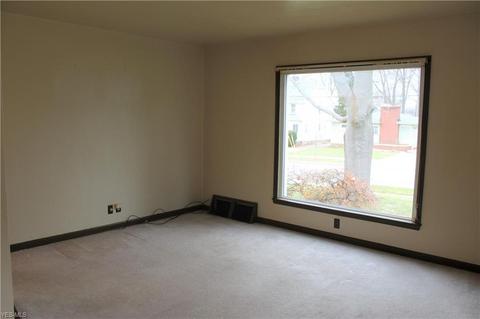 138 E Wilbeth Rd, Akron, OH 44301 photo 10