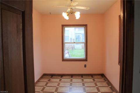 138 E Wilbeth Rd, Akron, OH 44301 photo 6