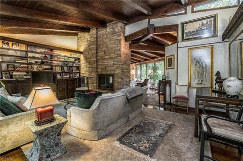 2661 Perry Dr NW, Canton, OH 44708 photo 4